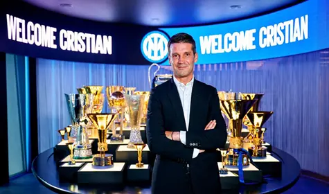 Cristian Chivu Telah Resmi Menjadi Pelatih Baru Inter Milan